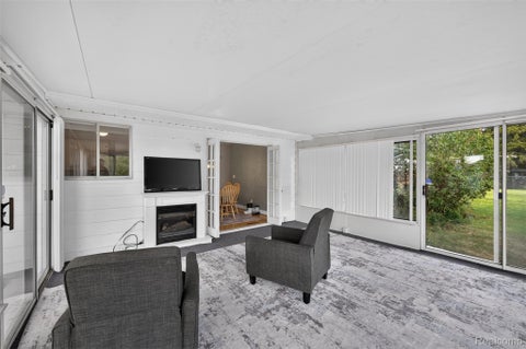 Tiny photo for 12055 W Pierson Road, Flushing Charter Township, MI 48433 (MLS # 20261069381)