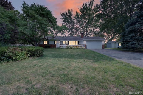 Tiny photo for 12055 W Pierson Road, Flushing Charter Township, MI 48433 (MLS # 20261069381)