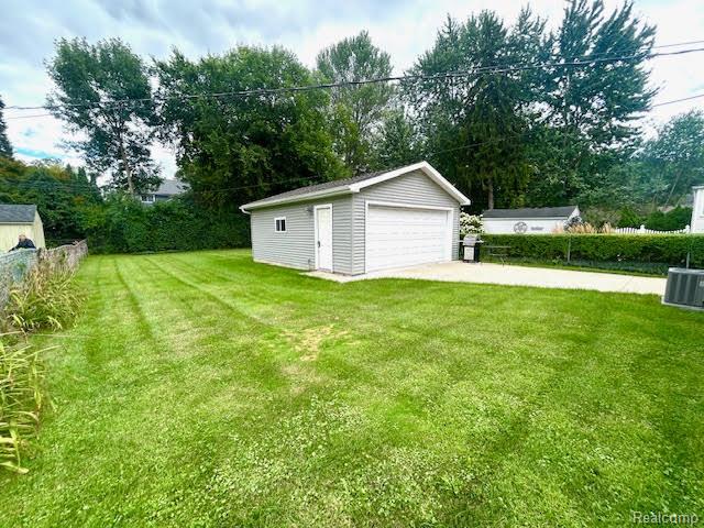 Royal Oak City, Michigan 48067, United States, 3 Bedrooms Bedrooms, ,3 BathroomsBathrooms,Residential,Active,197612