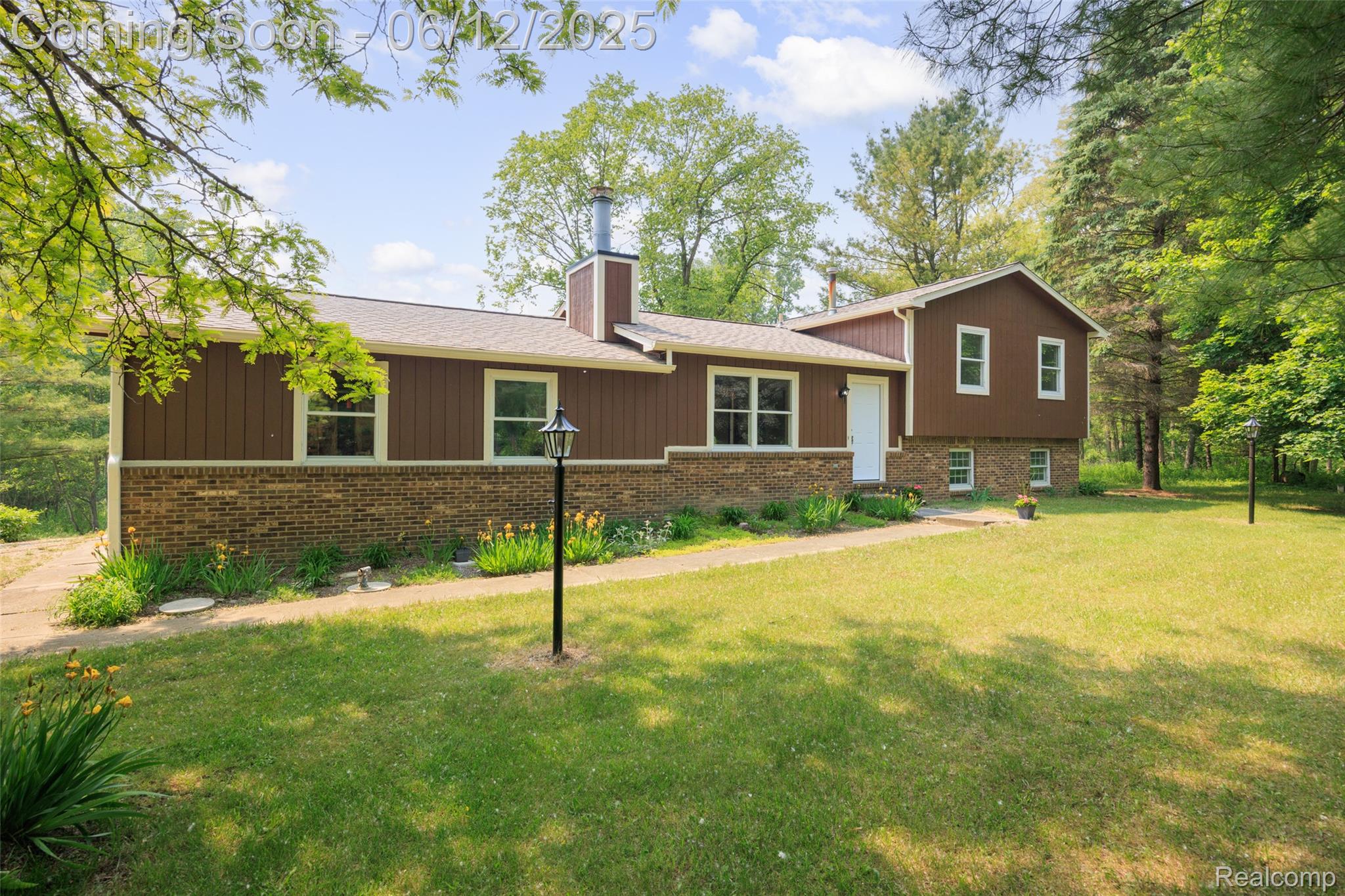 1931 E Marr Road