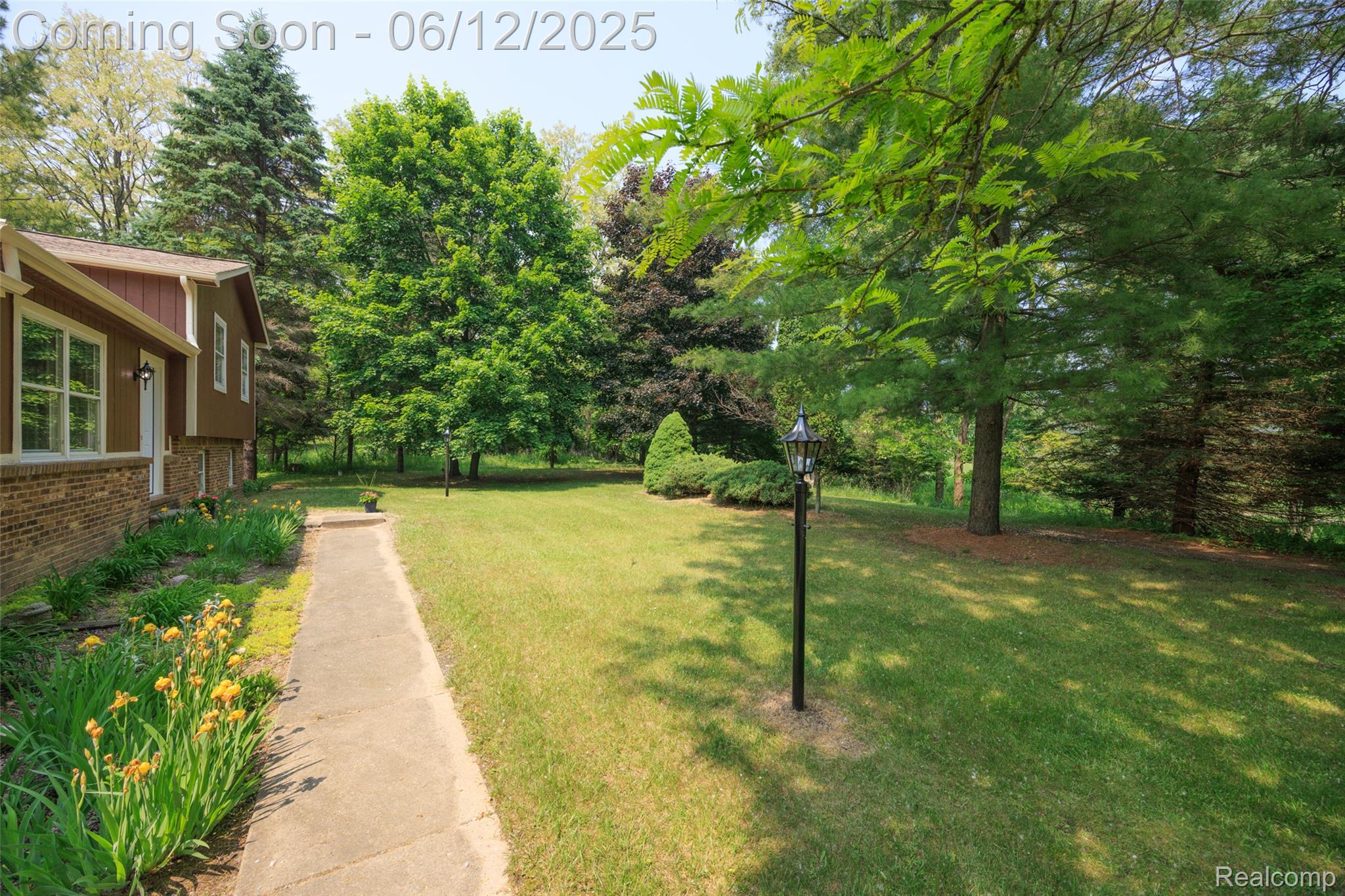 1931 E Marr Road