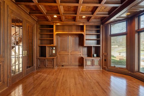 A home in BloomfieldCharterTownship_Oakland
