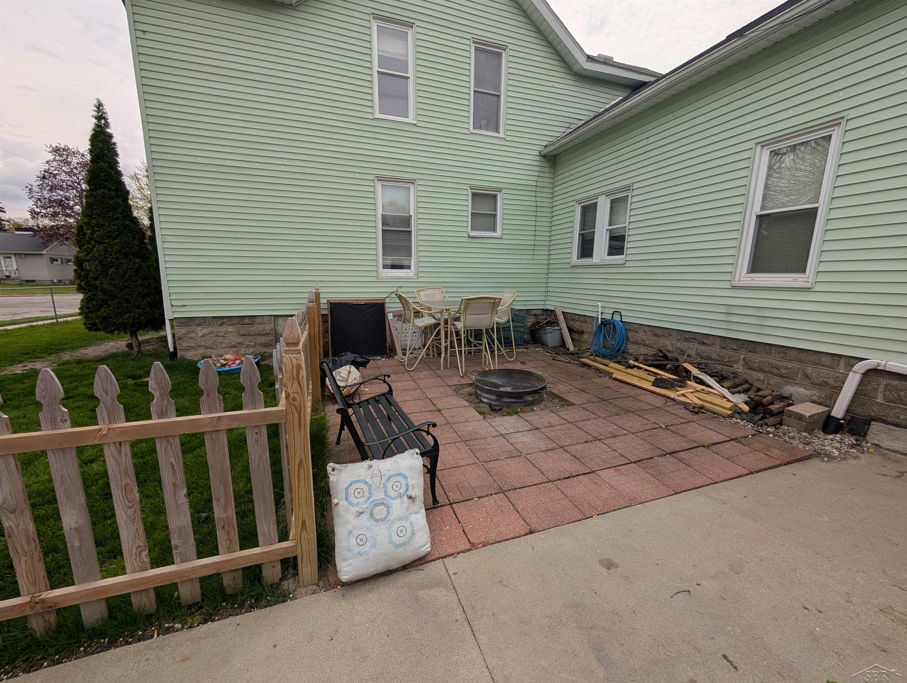 800 S Warner Street