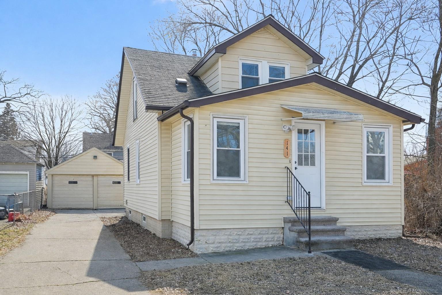 141 W Harry Avenue