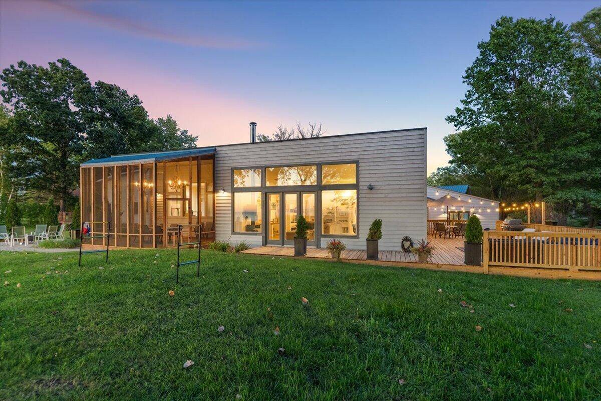 3960 Evergreen Lane