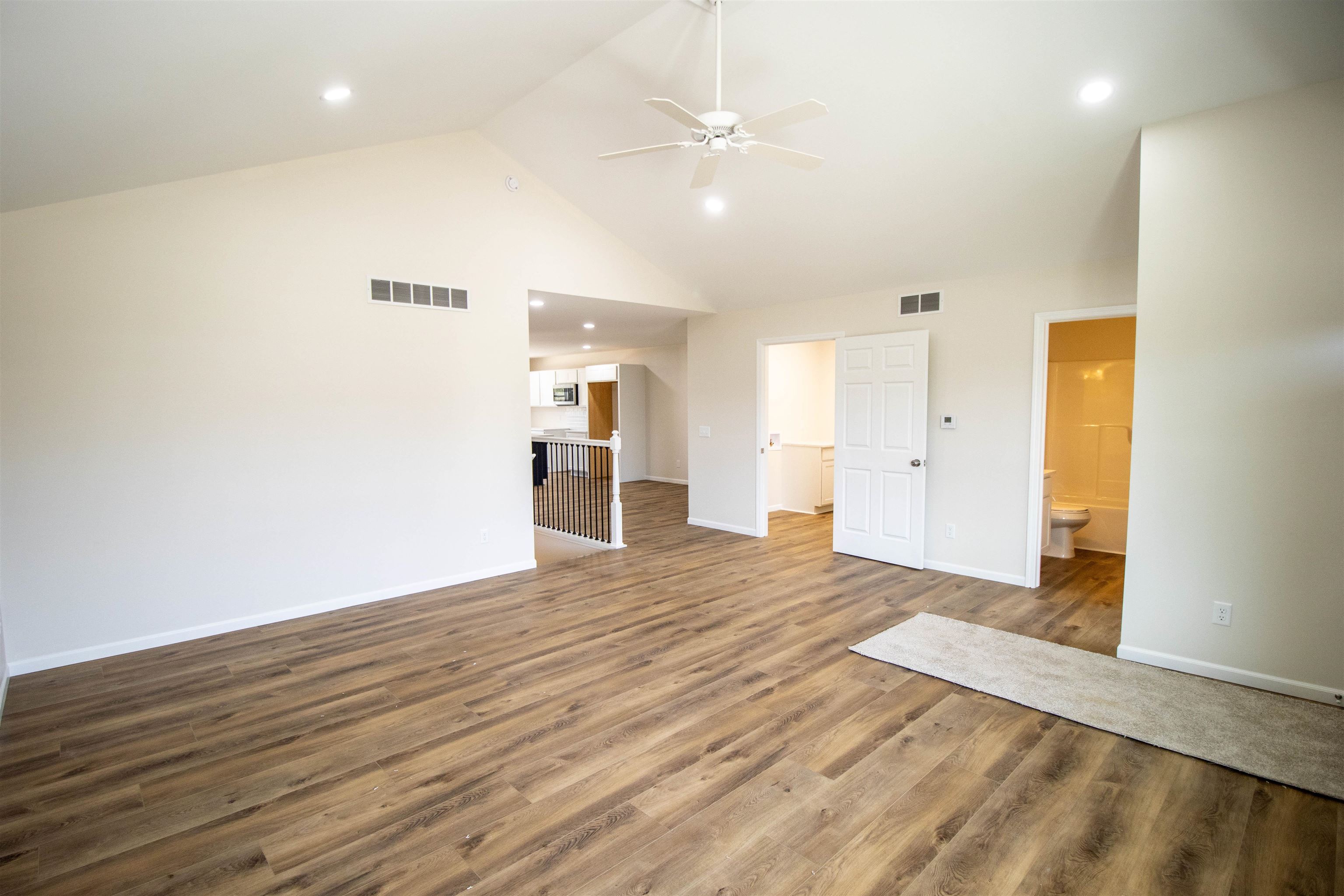 11439 Windmill Point