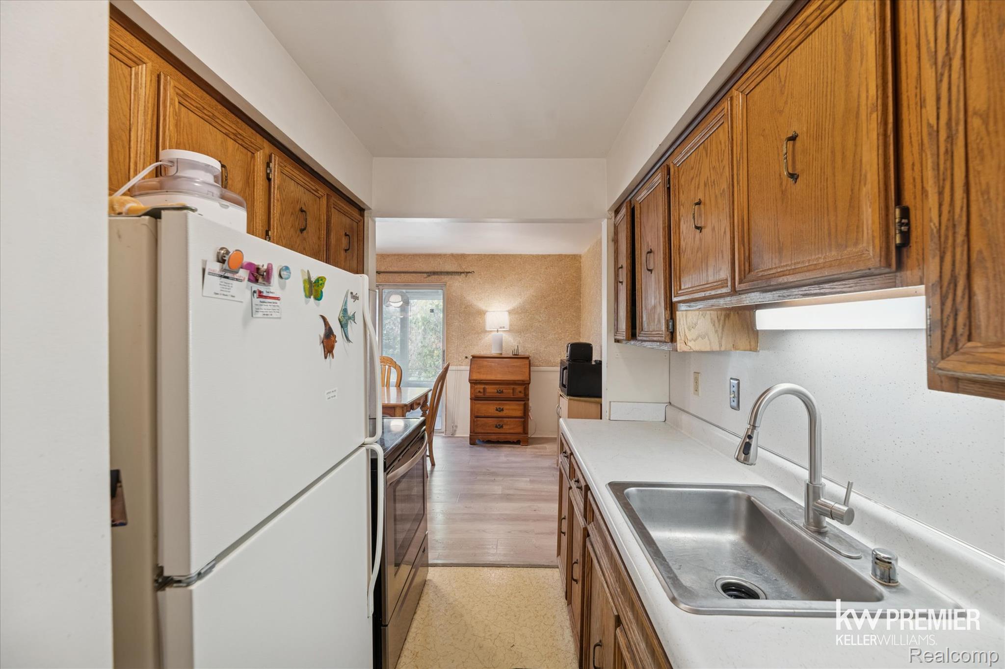 6689 Andersonville Road
