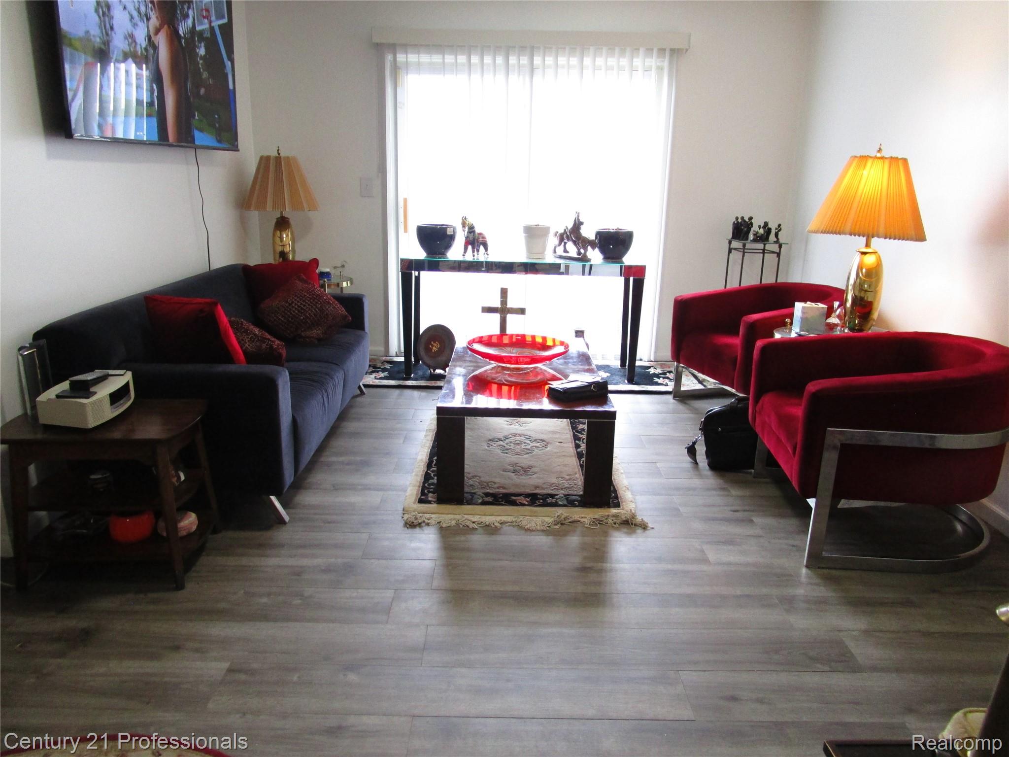 10020 Allen Pointe Drive