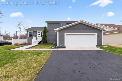 946 Dunreath Street Wolverine Lake Village MI 48390
