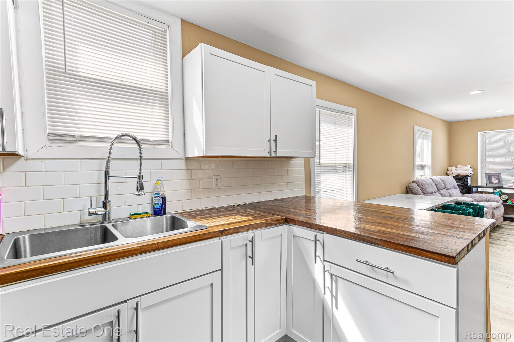 19800 Oakfield Street