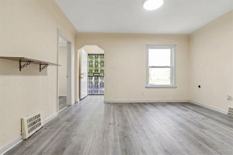 Tiny photo for 8119 Terry Street, Detroit City, MI 48228 (MLS # 20261083967)