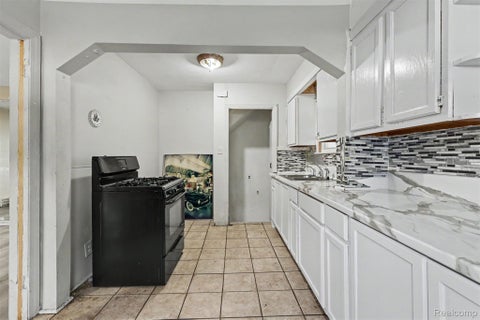 Tiny photo for 8119 Terry Street, Detroit City, MI 48228 (MLS # 20261083967)