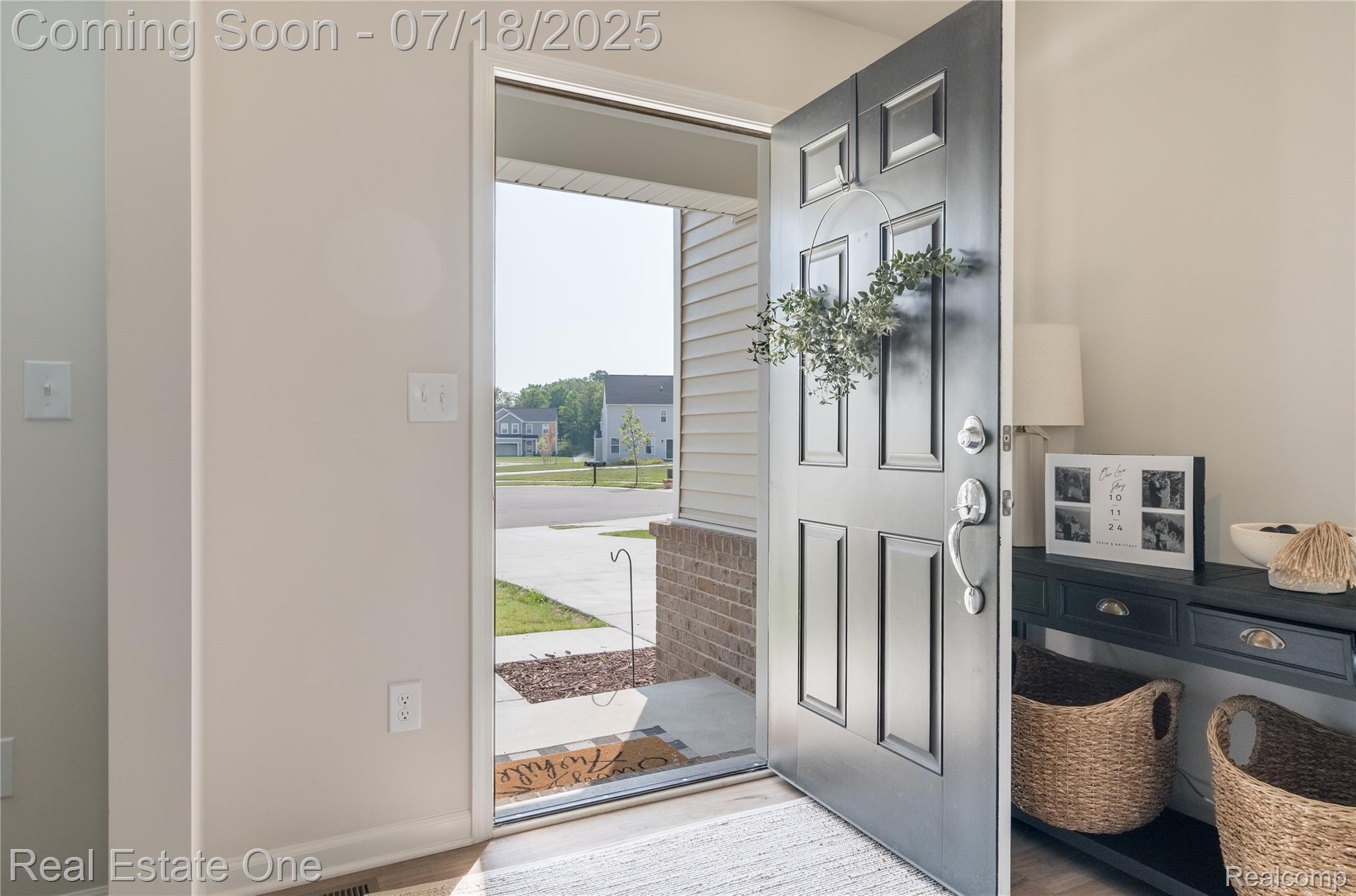 520 Lake Village