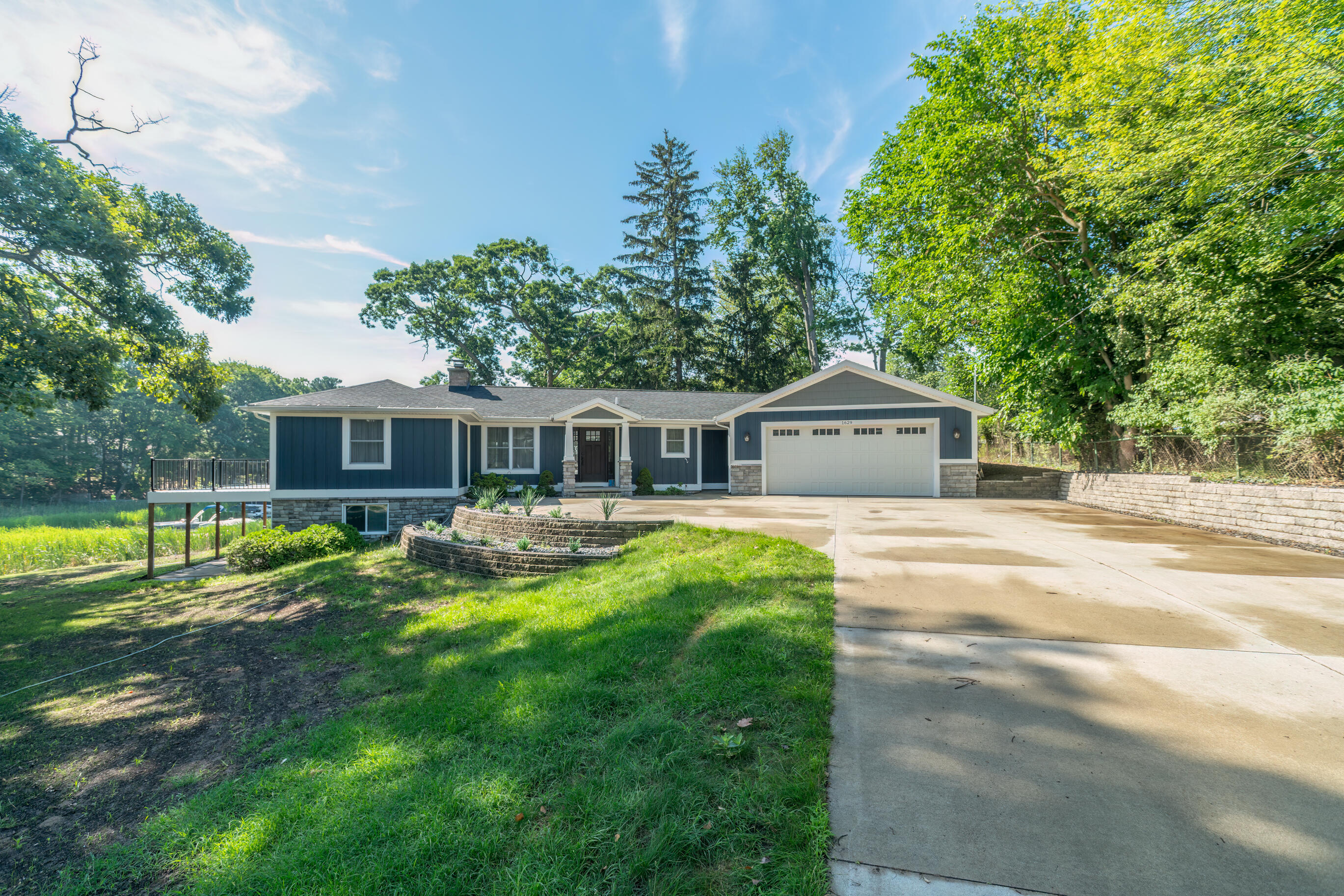 1629 Forest Park Road