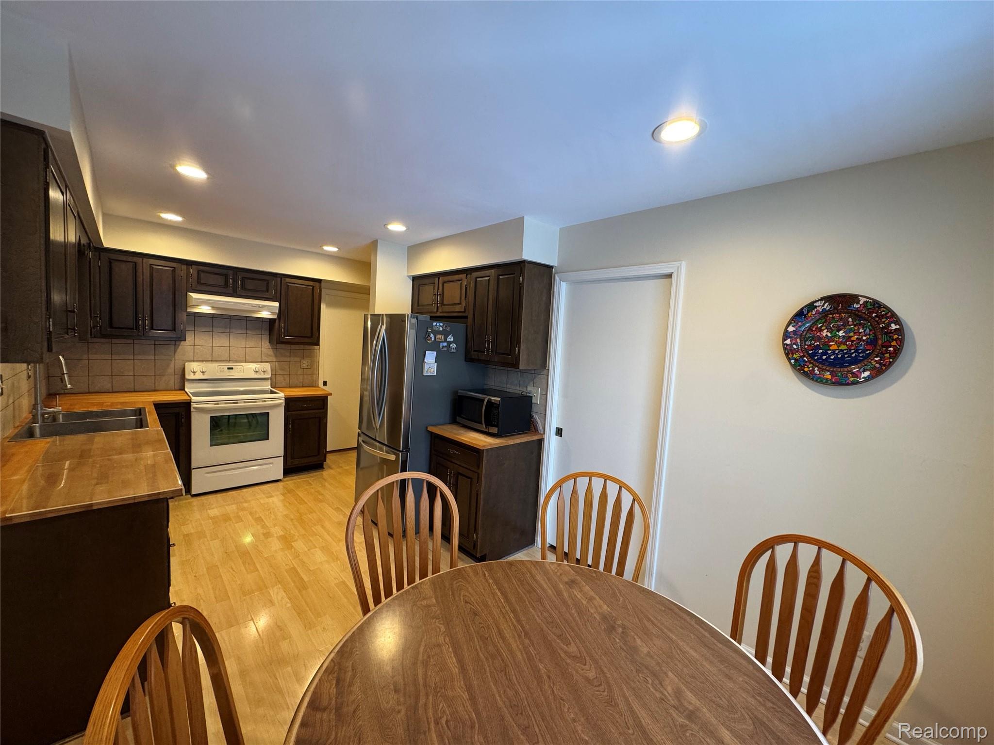 24100 Wildbrook Court 101