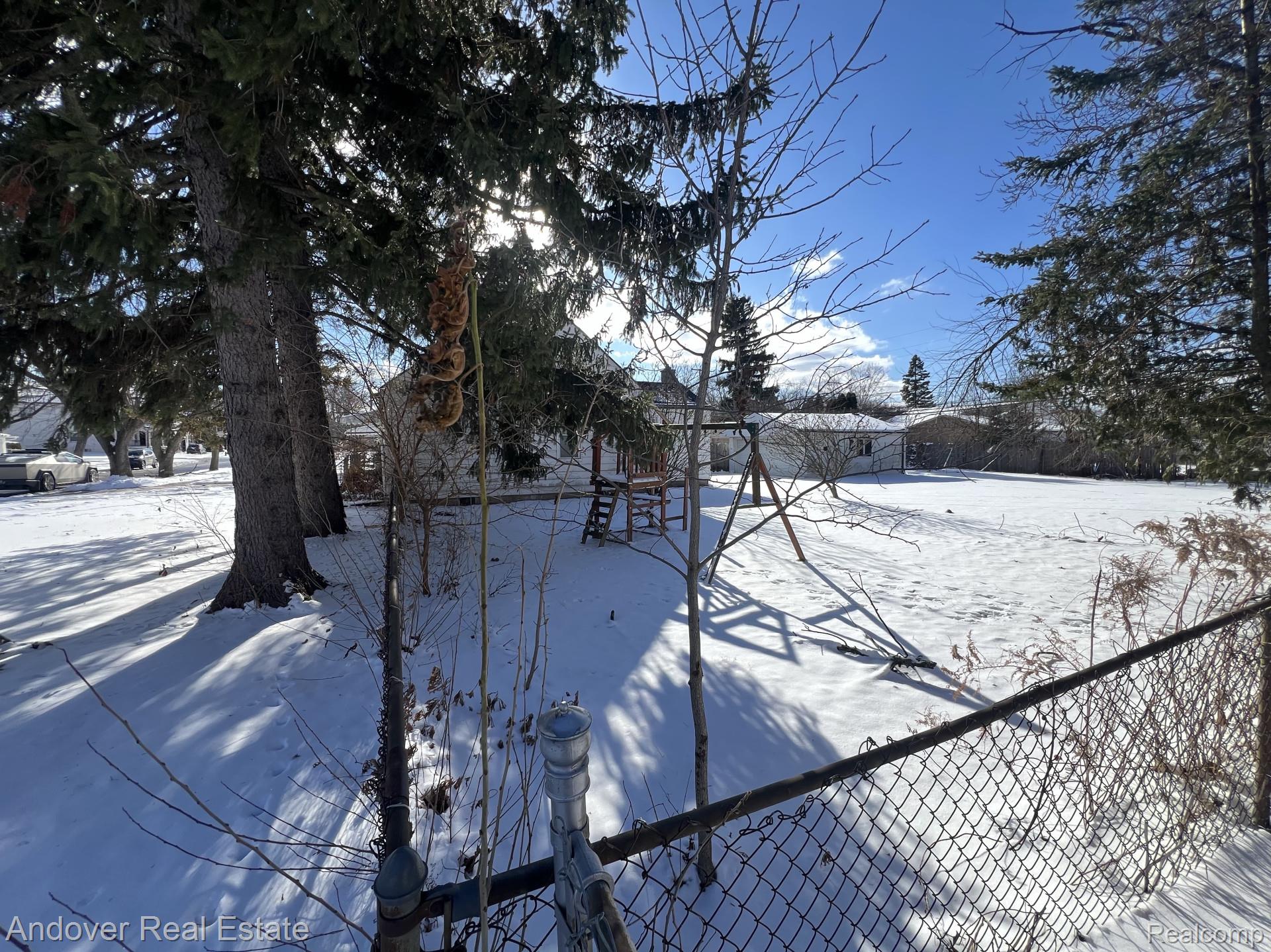 6147 Whitefield Street