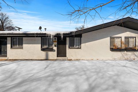 1816 E 11 Mile Road Royal Oak Charter Township MI 48067