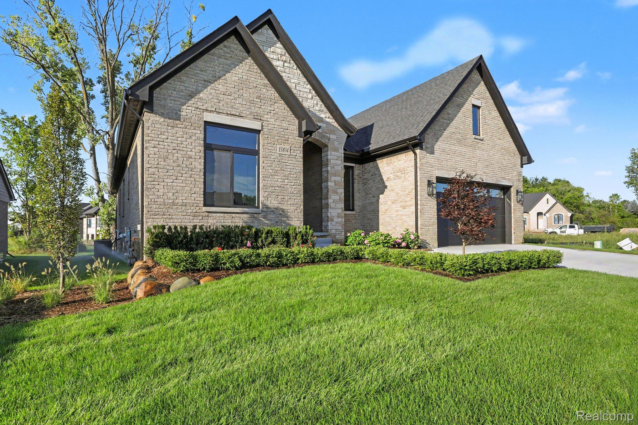 13834 Quail View Dr