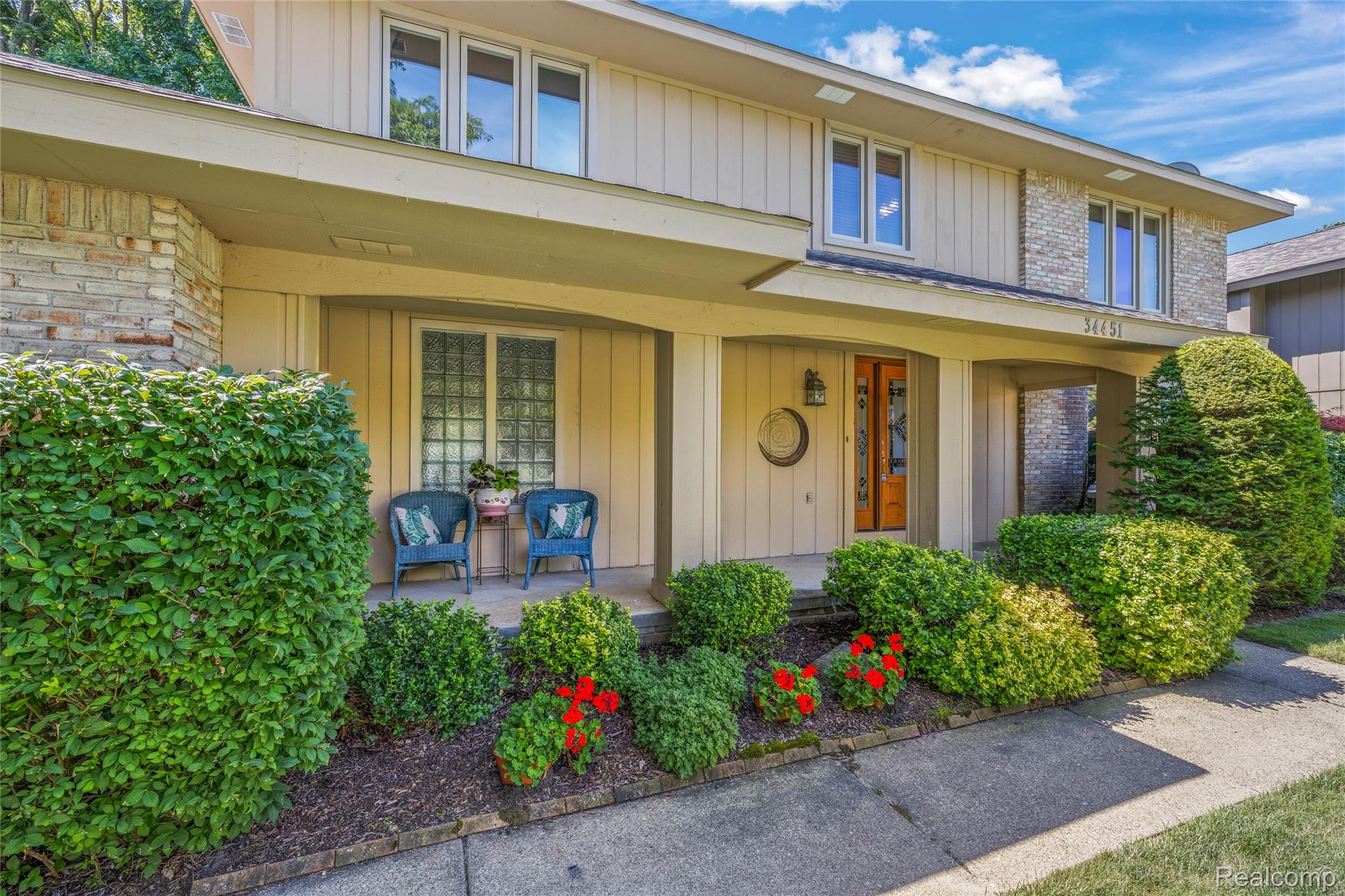 34451 Oak Forest Drive