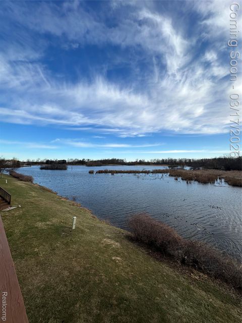 Tiny photo for 252 Shore Brook Lane, Commerce Charter Township, MI 48390 (MLS # 20261016475)