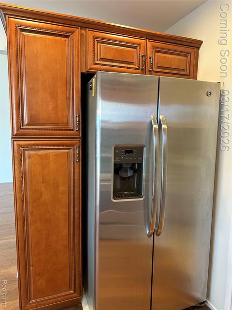 Tiny photo for 252 Shore Brook Lane, Commerce Charter Township, MI 48390 (MLS # 20261016475)