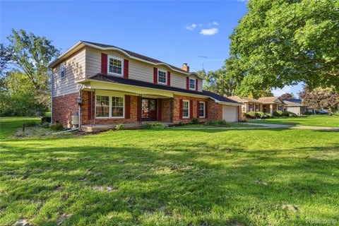 Photo of 6557 Rustic Ridge Trail, Grand Blanc Charter Township, MI 48439 (MLS # 20261082803)