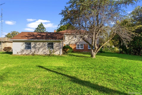 Tiny photo for 6557 Rustic Ridge Trail, Grand Blanc Charter Township, MI 48439 (MLS # 20261082803)