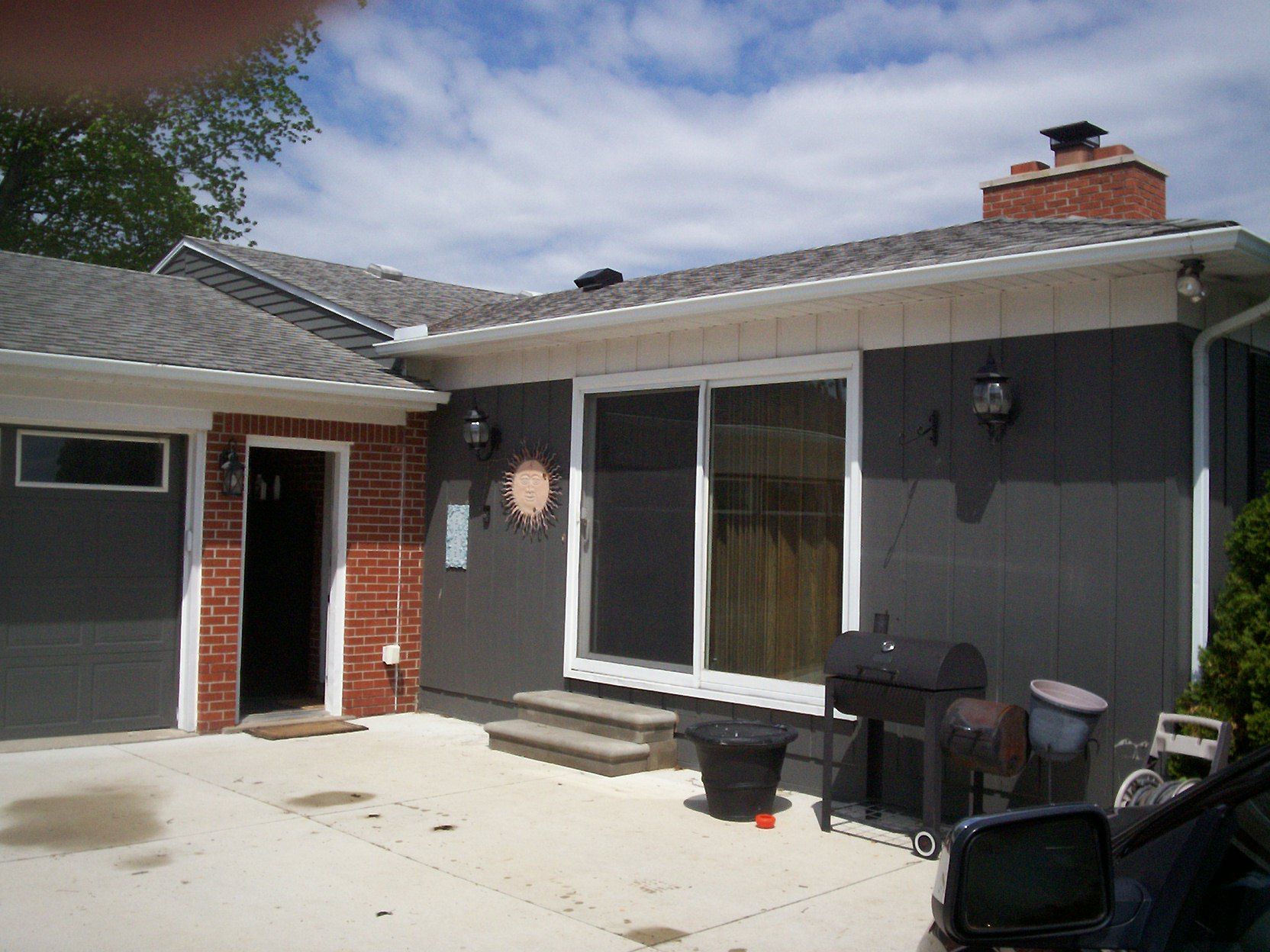 3987 HIGHVIEW Street