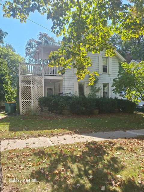 207 W Henry Street Saline City MI 48176