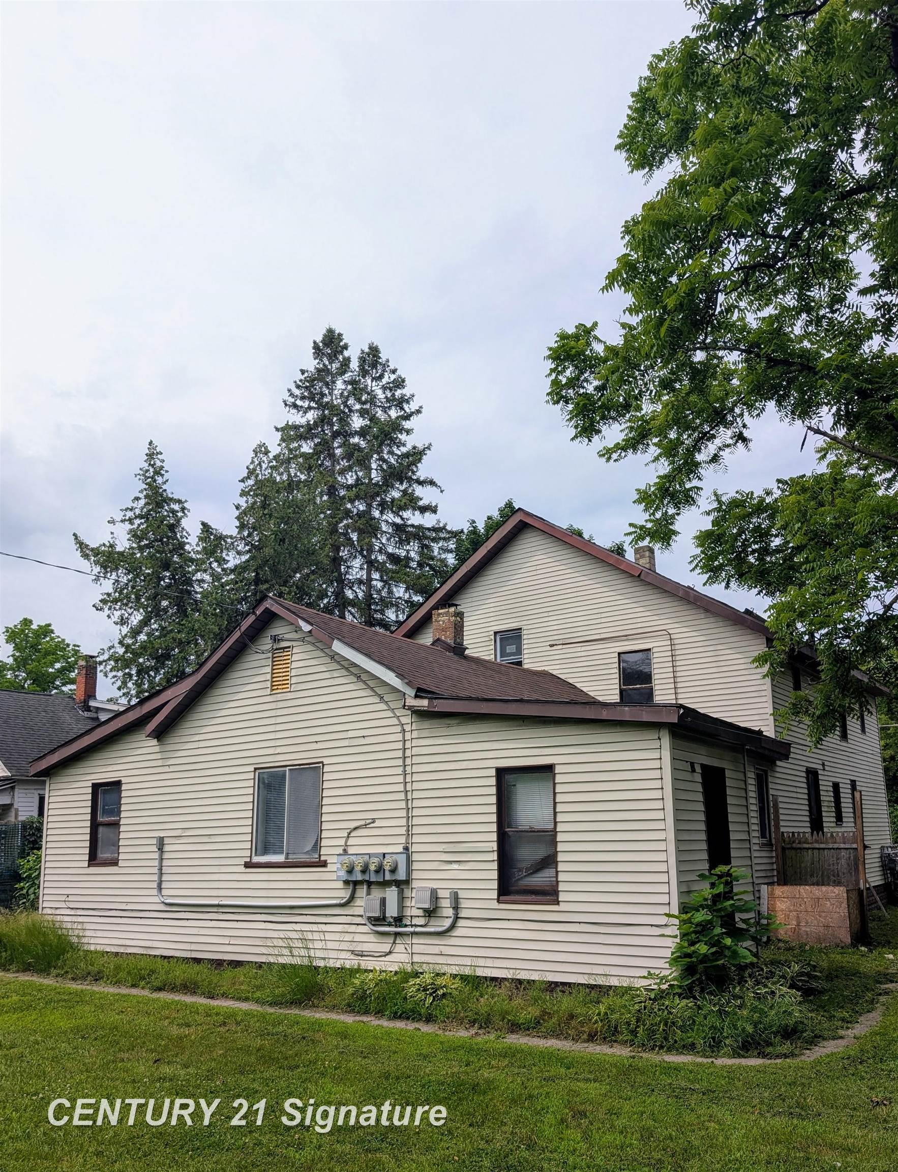 3006 Douglass Street