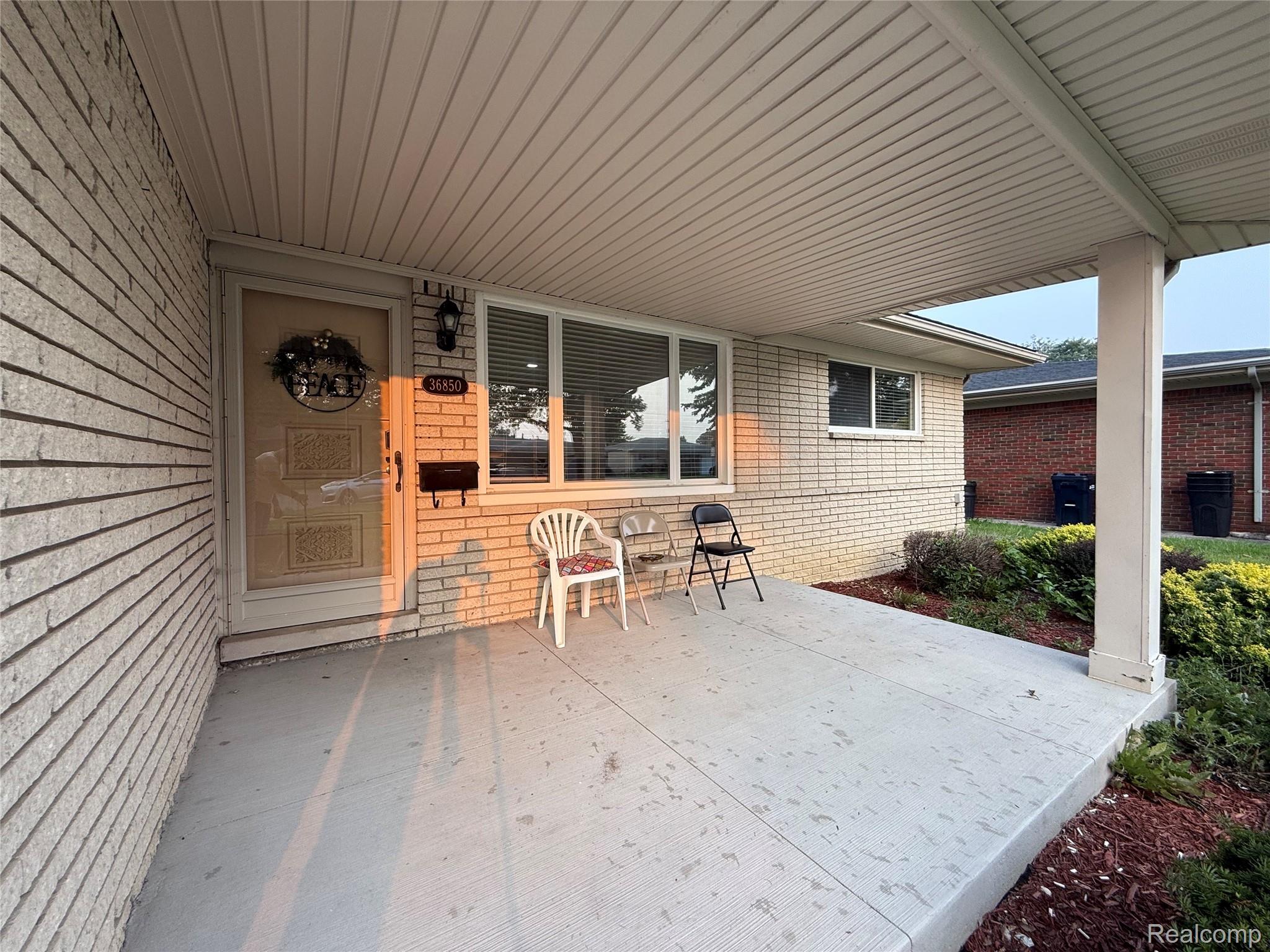 36850 English Drive
