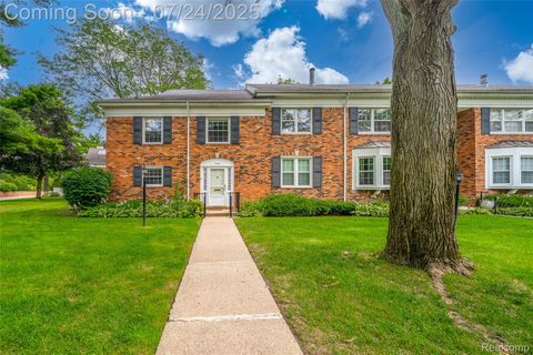 560 Billingsgate Court, Bloomfield Hills City, MI 48301 - #: 20251019153