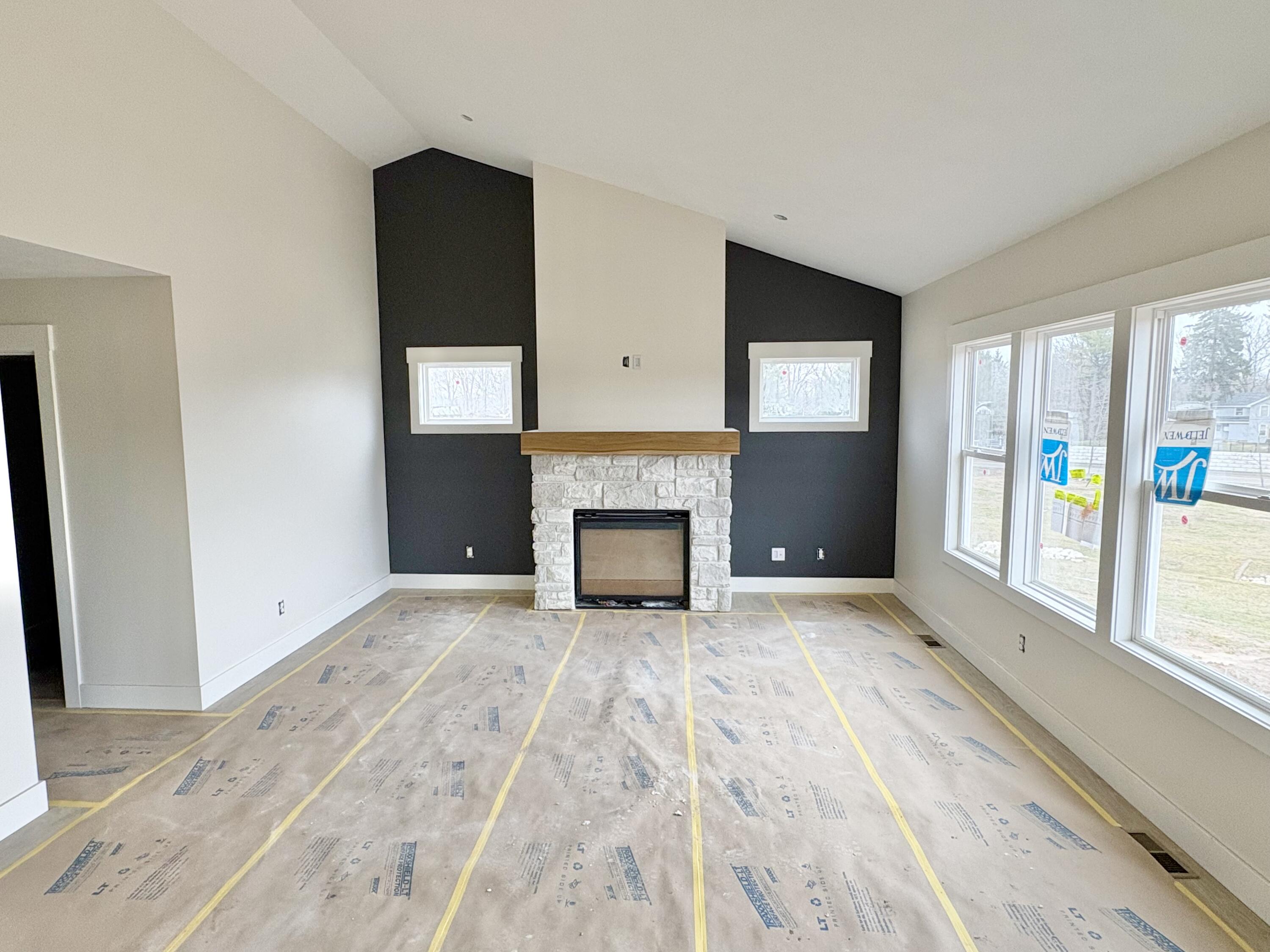 8326 Kettle Hill Court SE