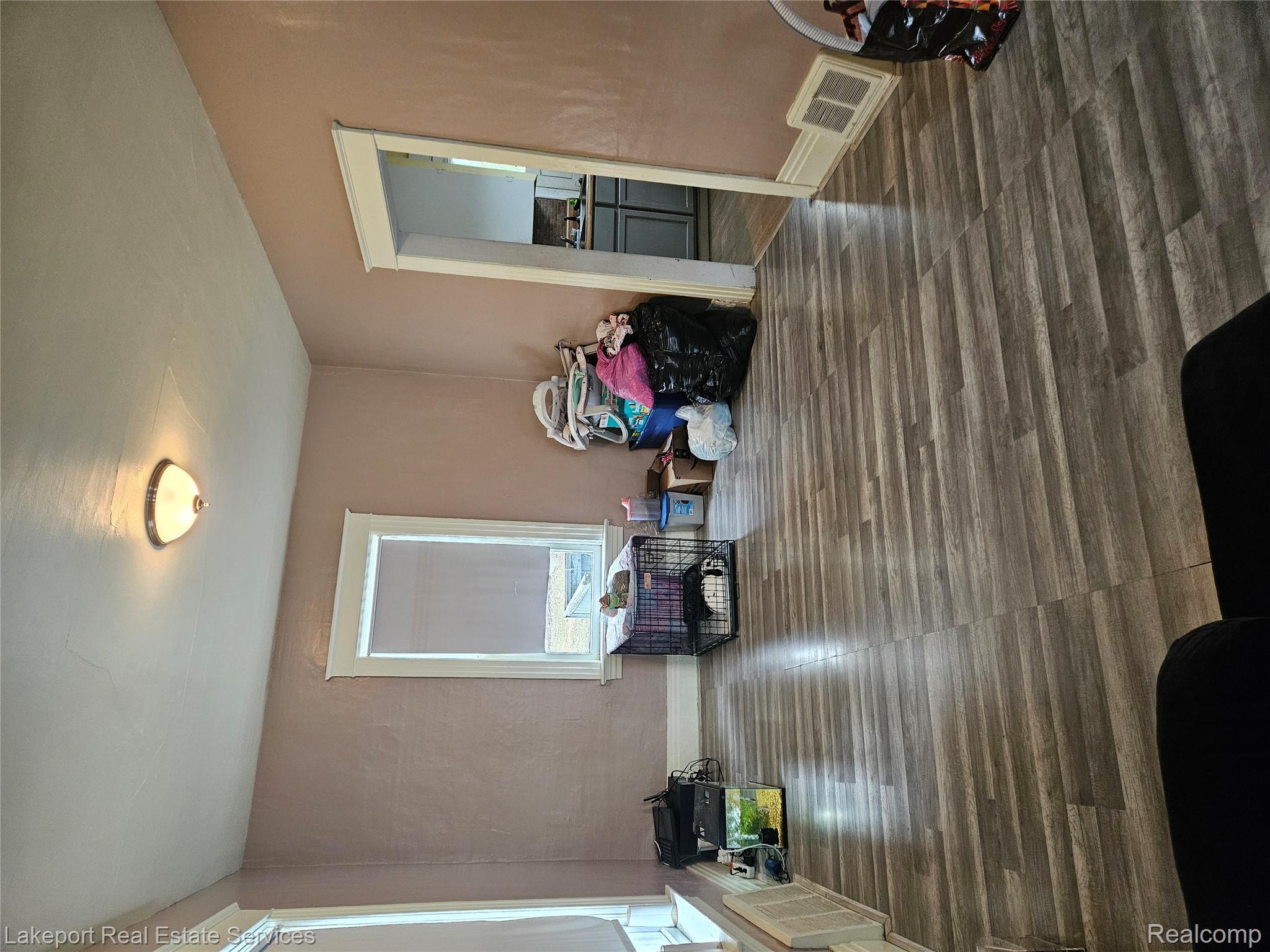 917 Saint Clair Street