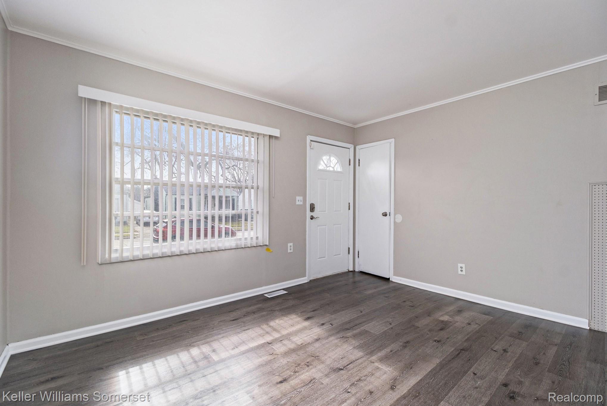 12849 Sarsfield Avenue