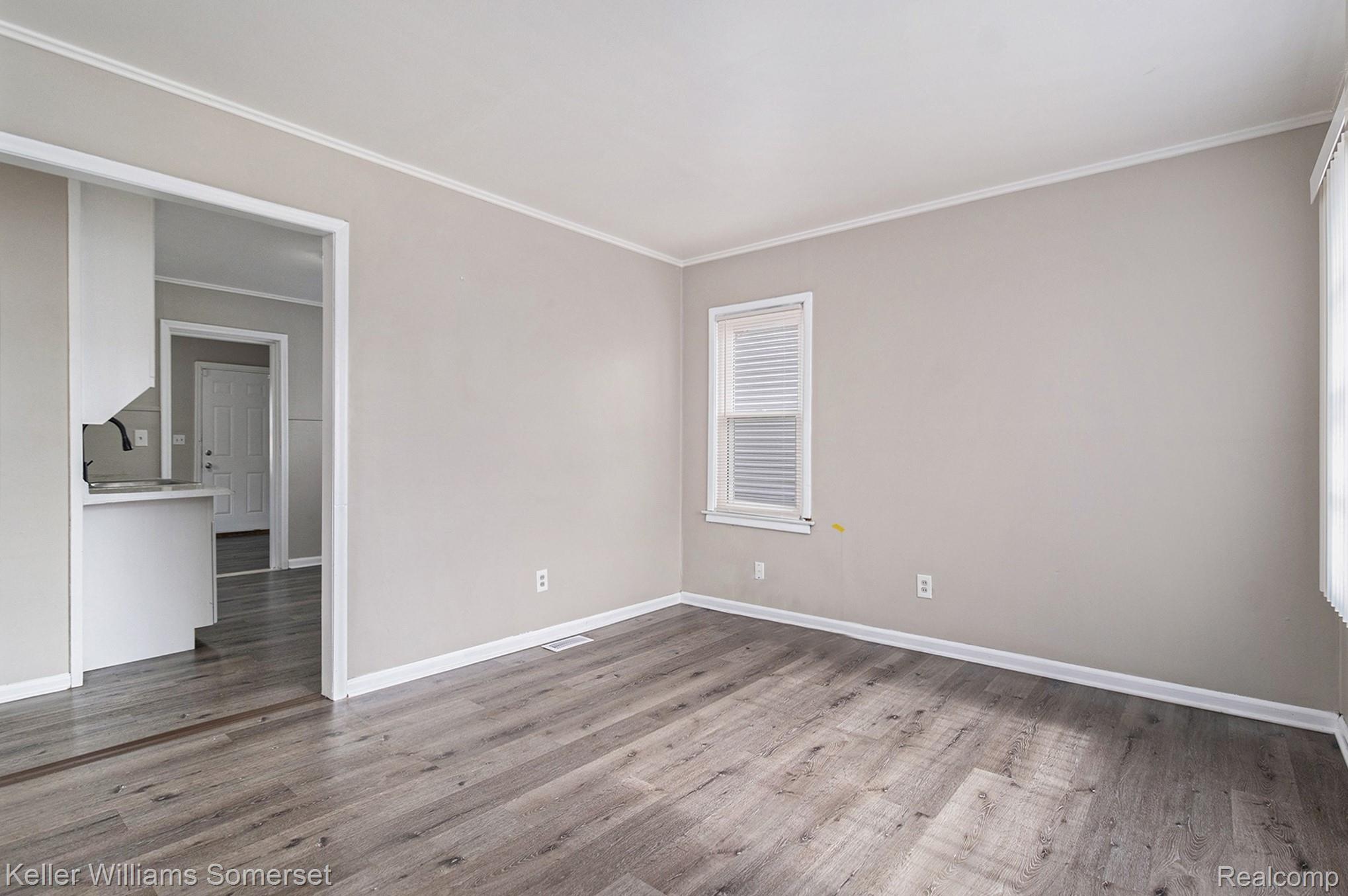 12849 Sarsfield Avenue