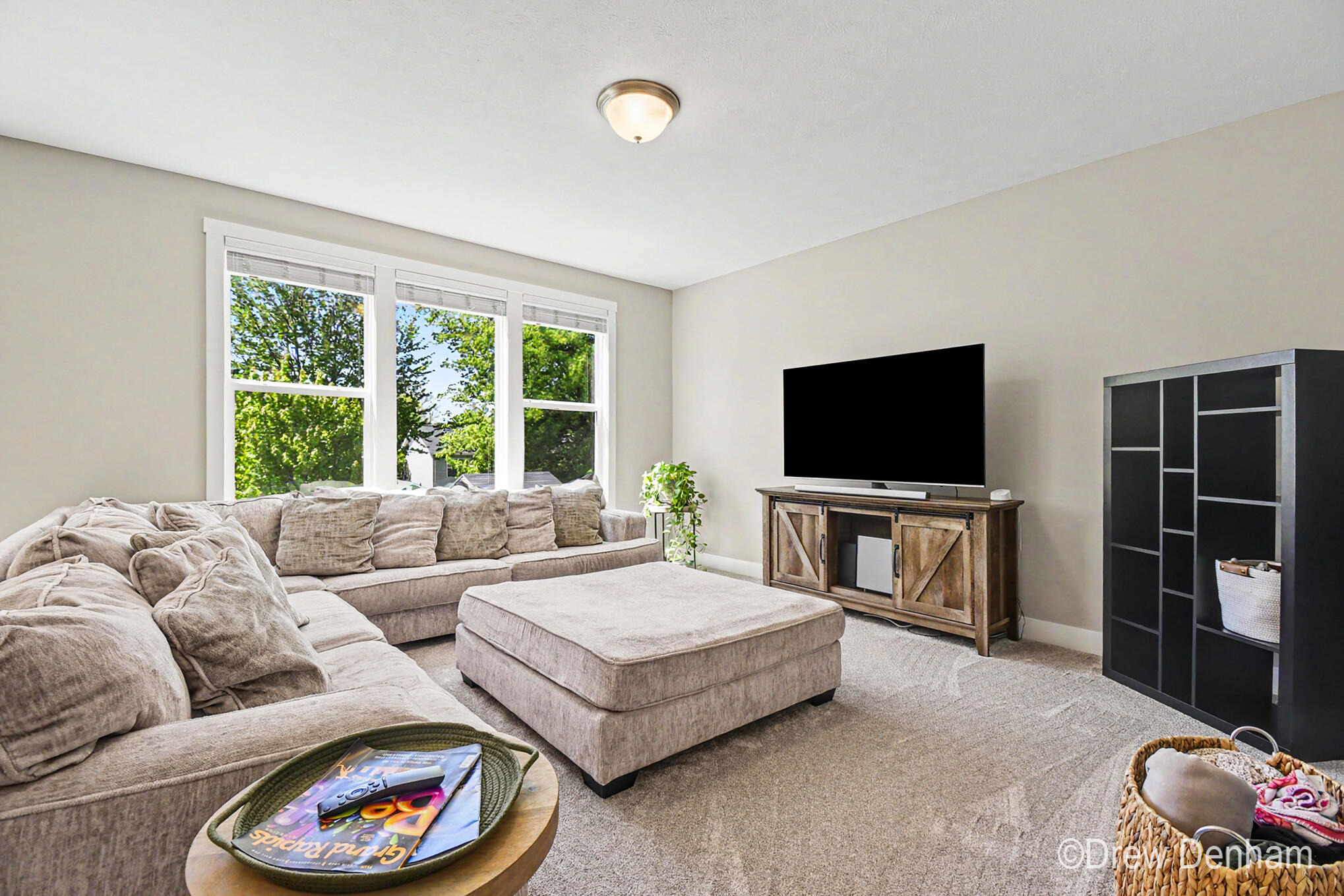 1292 Shadow Hills Drive SW