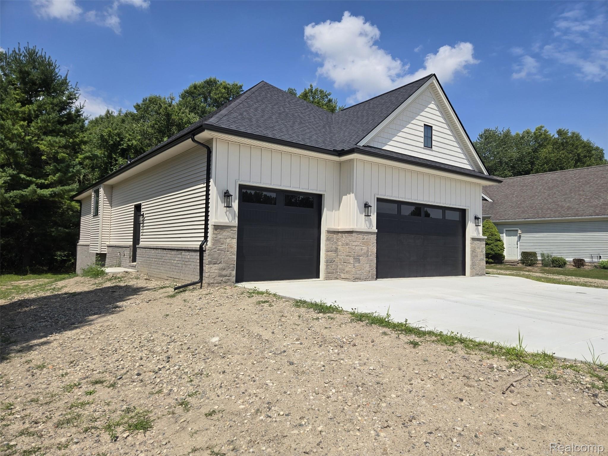 330 Hawks Nest Drive
