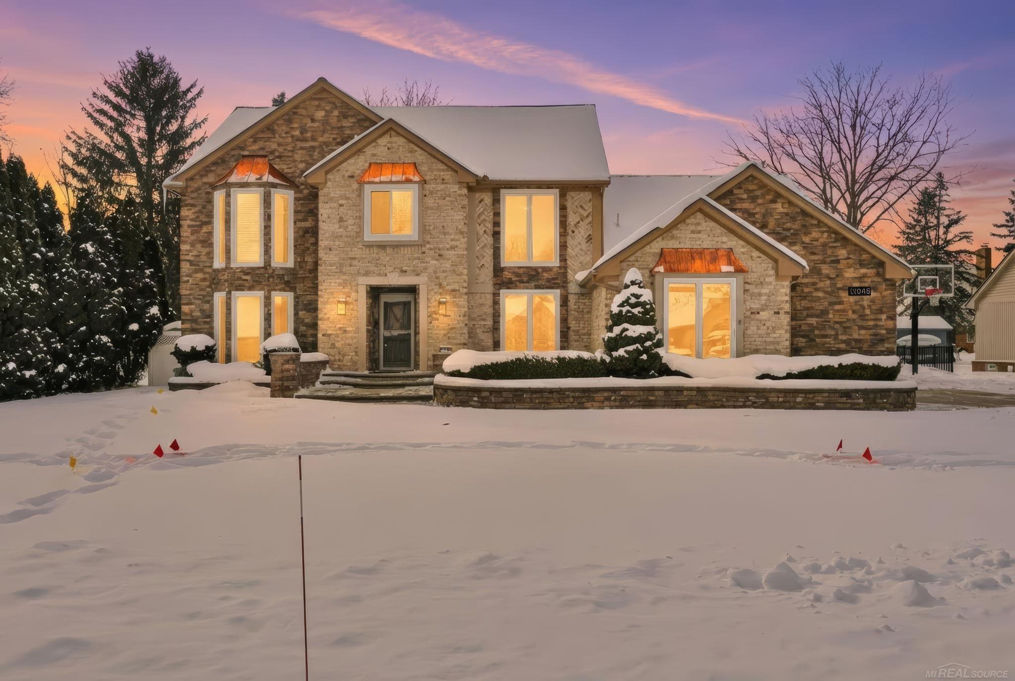 13848 Woodsett Court