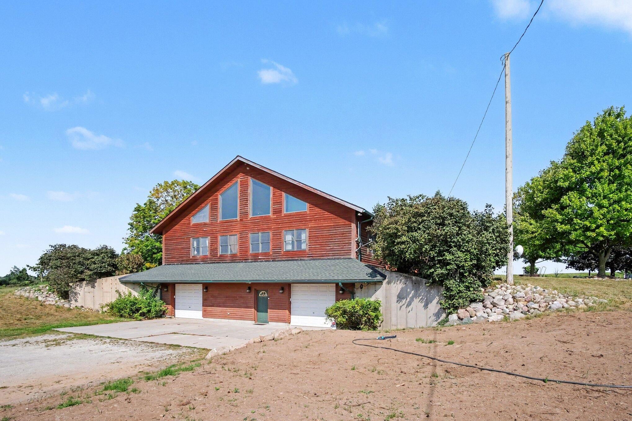 332 N Warner Avenue