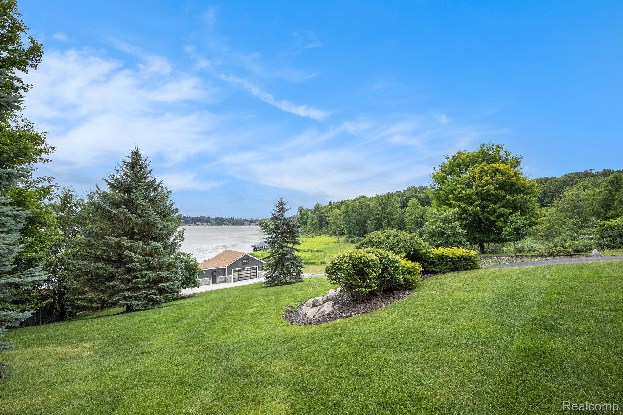 4143 Longview Drive