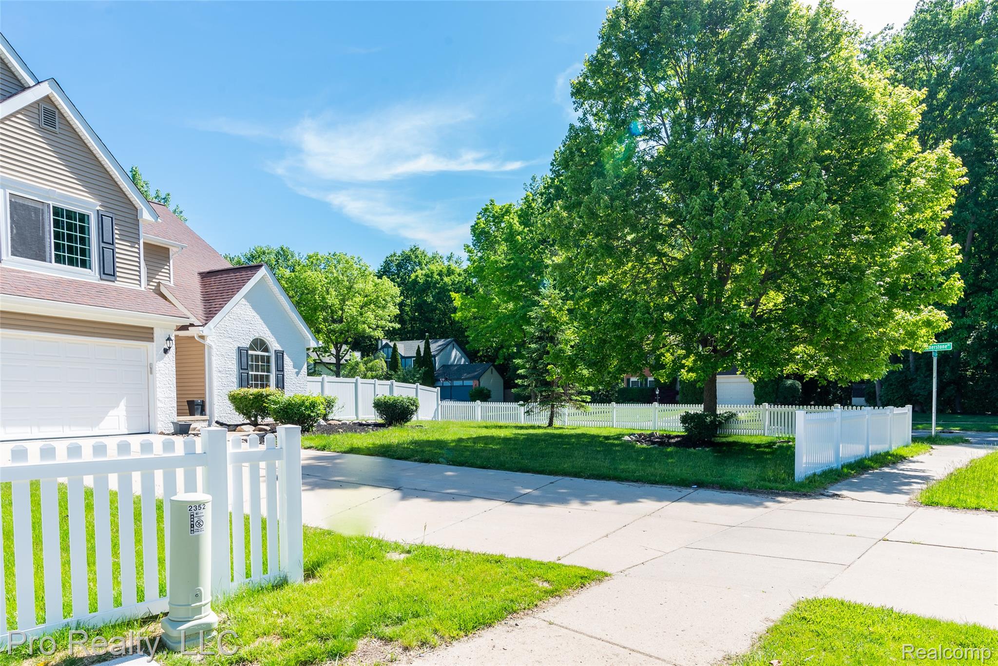 2344 Marklawn Court