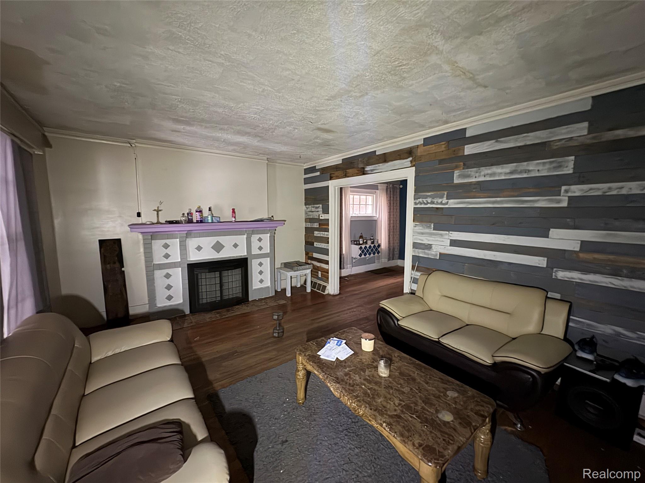 12068 - 12070 Prairie Street