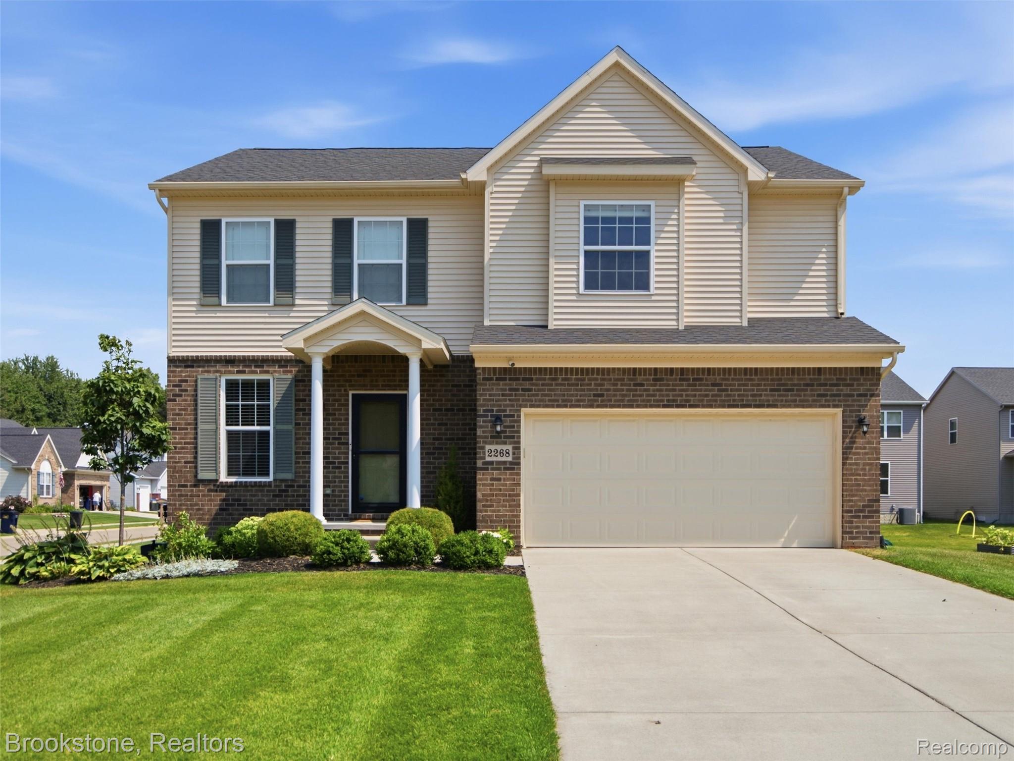 2268 Crystal Crossing Drive