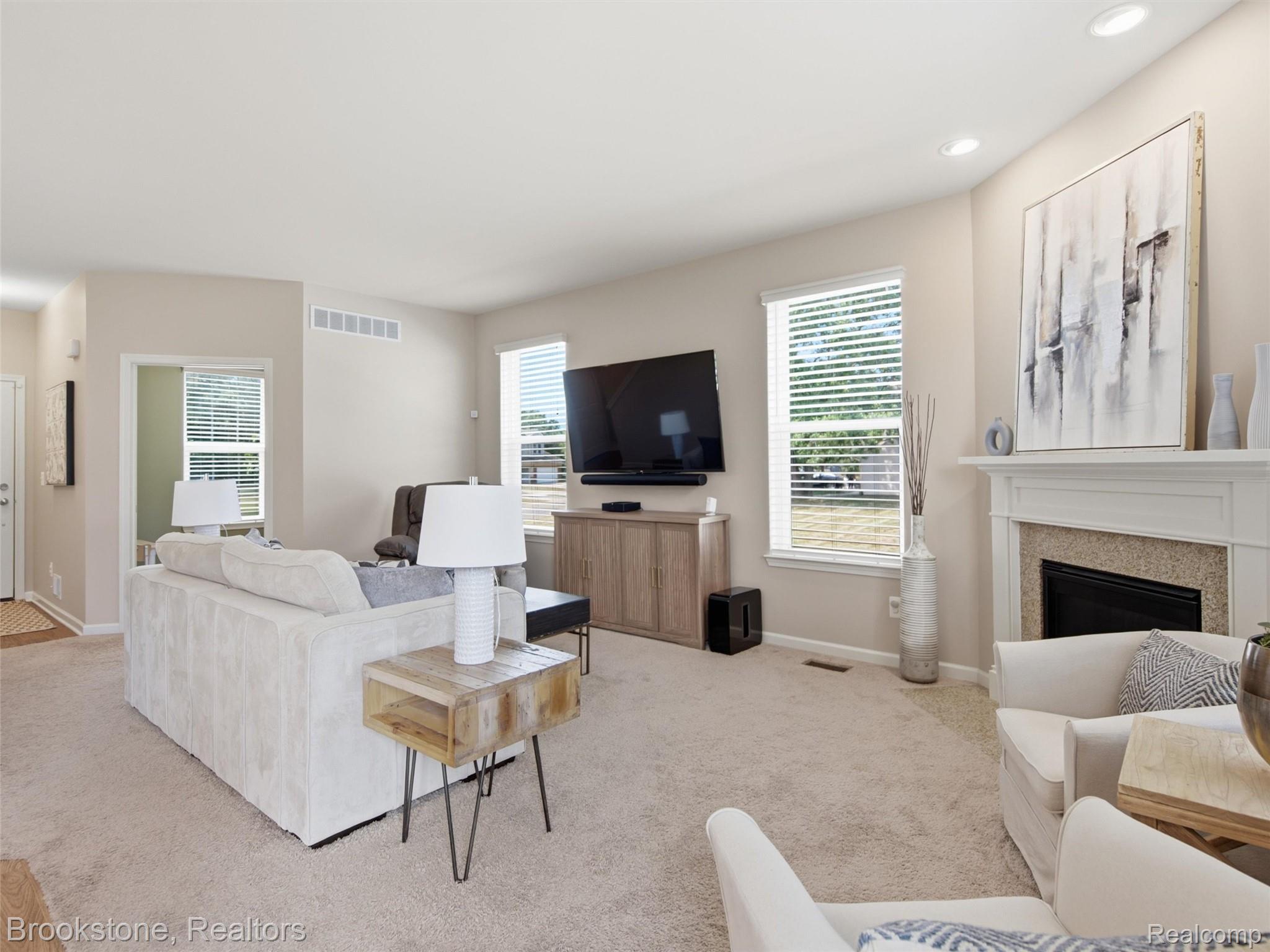 2268 Crystal Crossing Drive