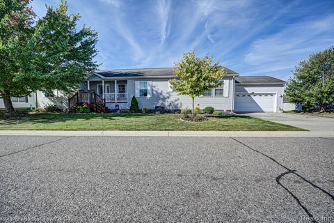11108 Wood Run Circle Green Oak Township MI 48178