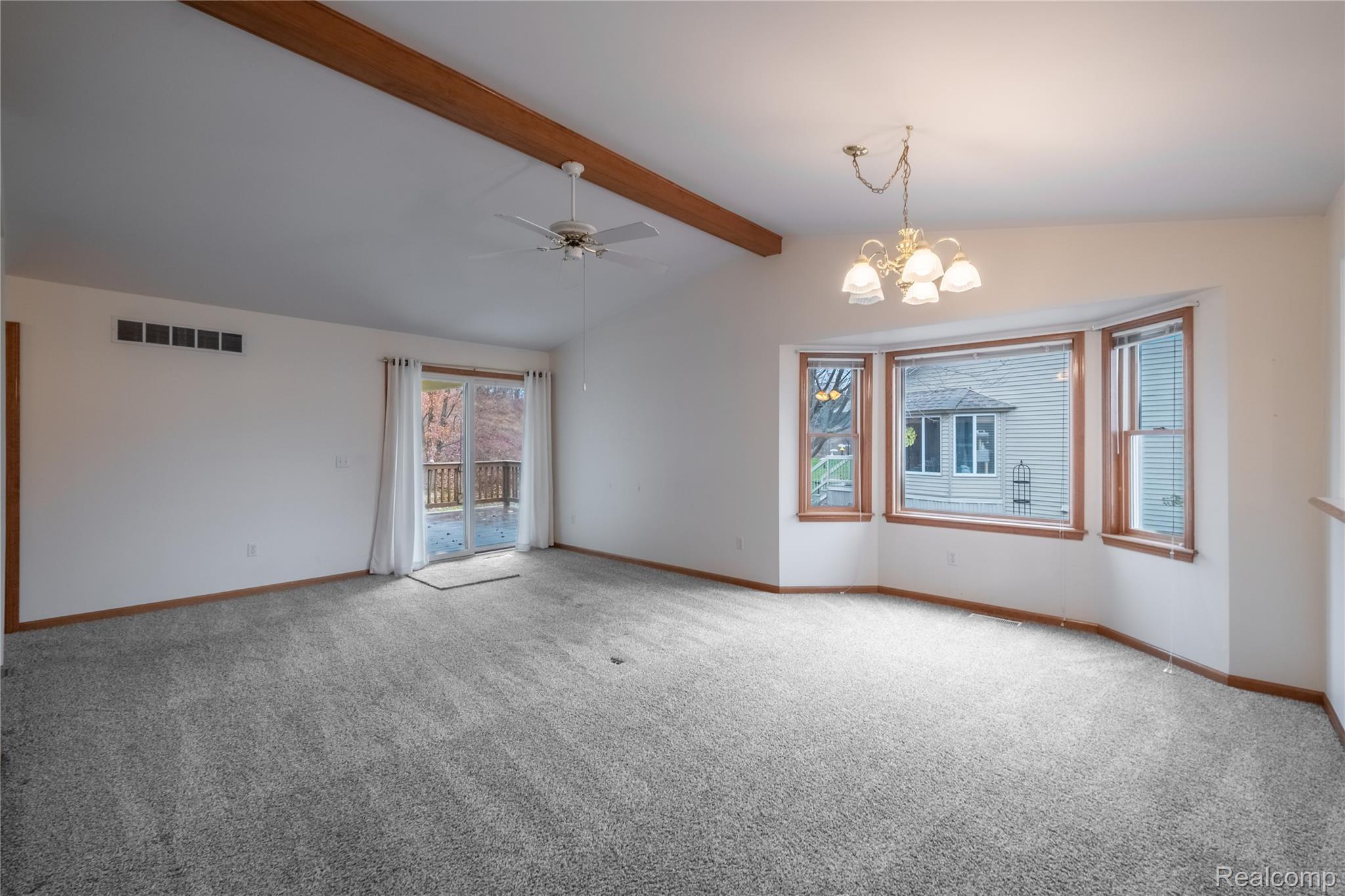 7352 Cross Creek Drive