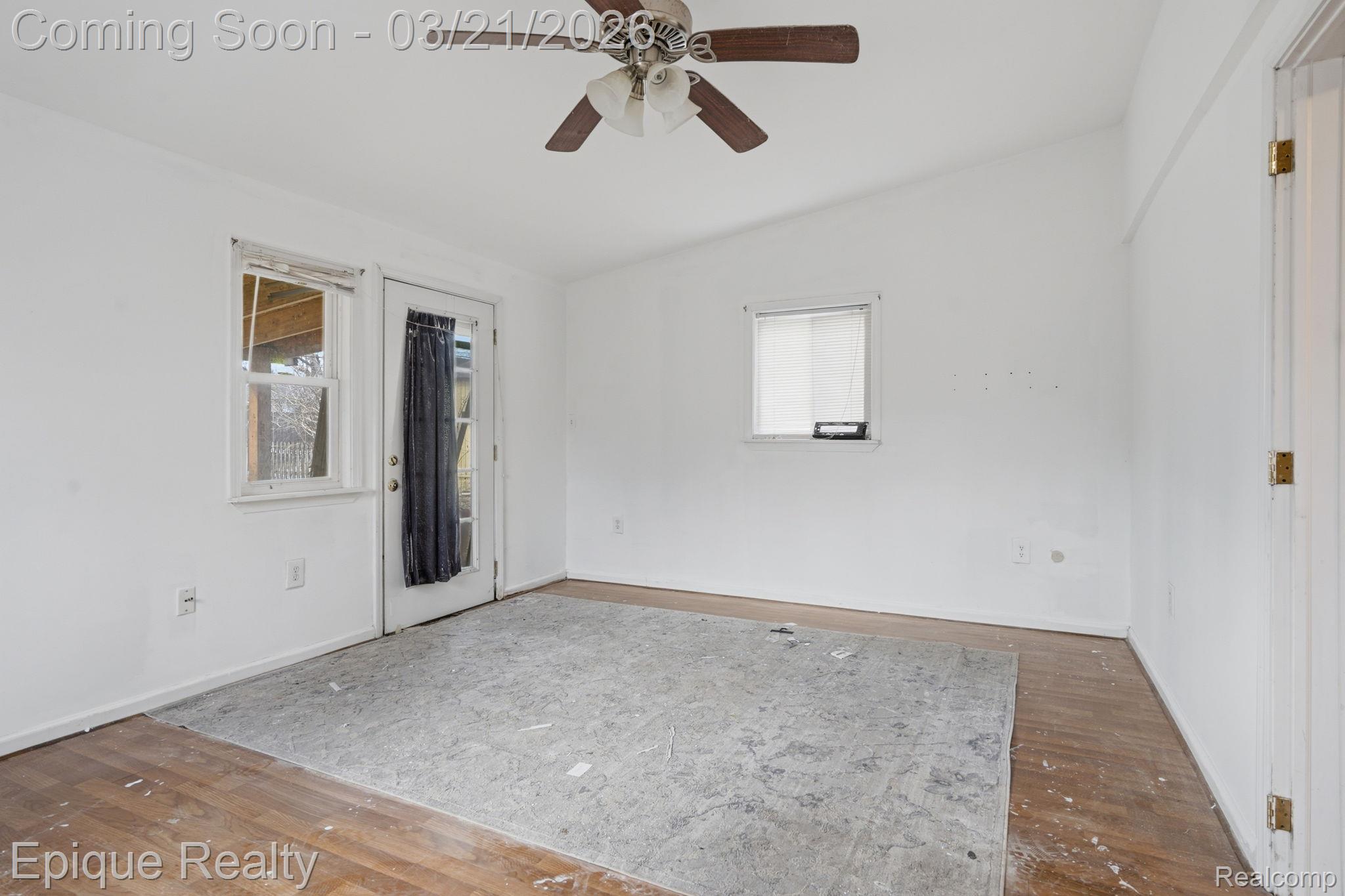 28463 Sutherland Street