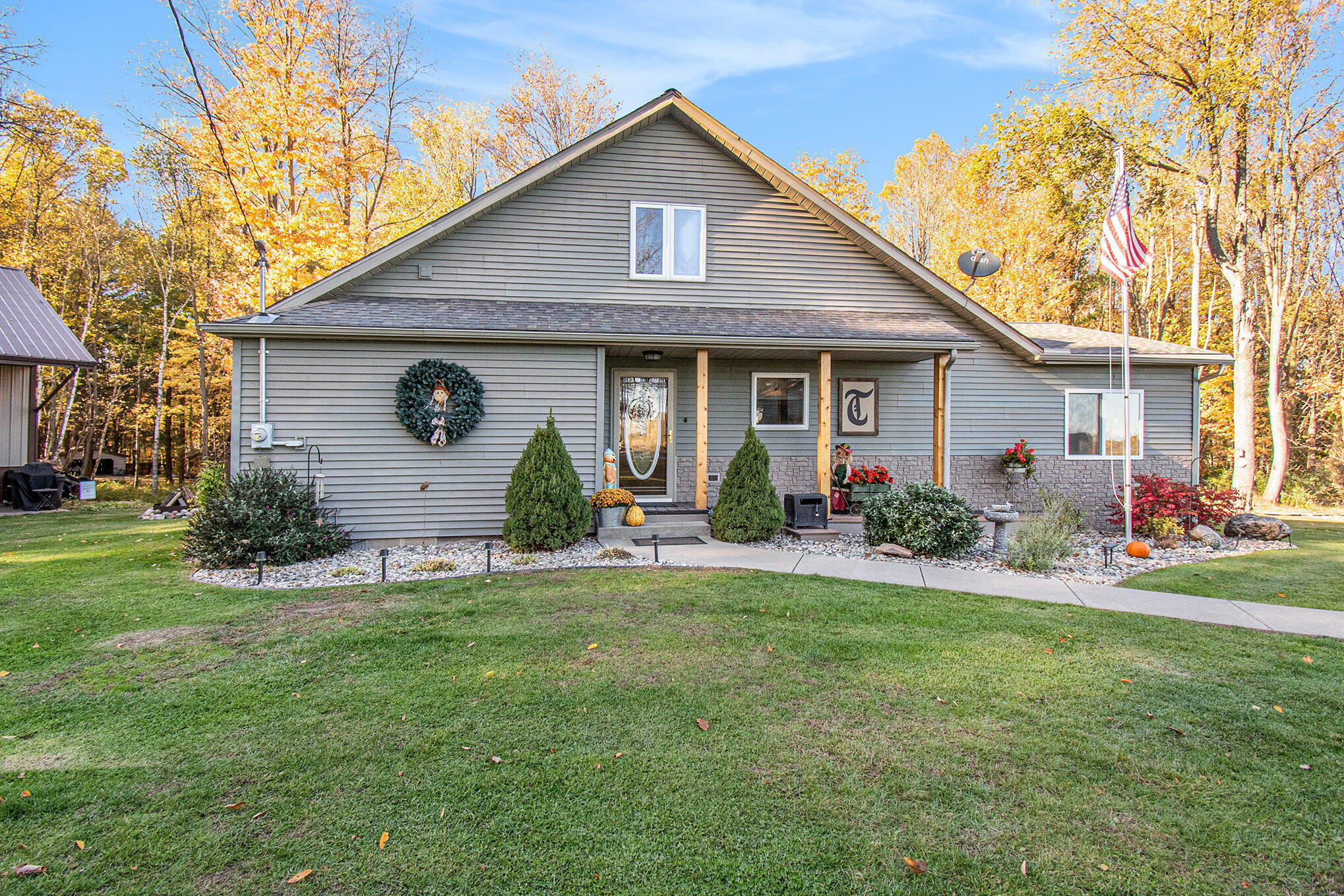 270 W Briggs Road