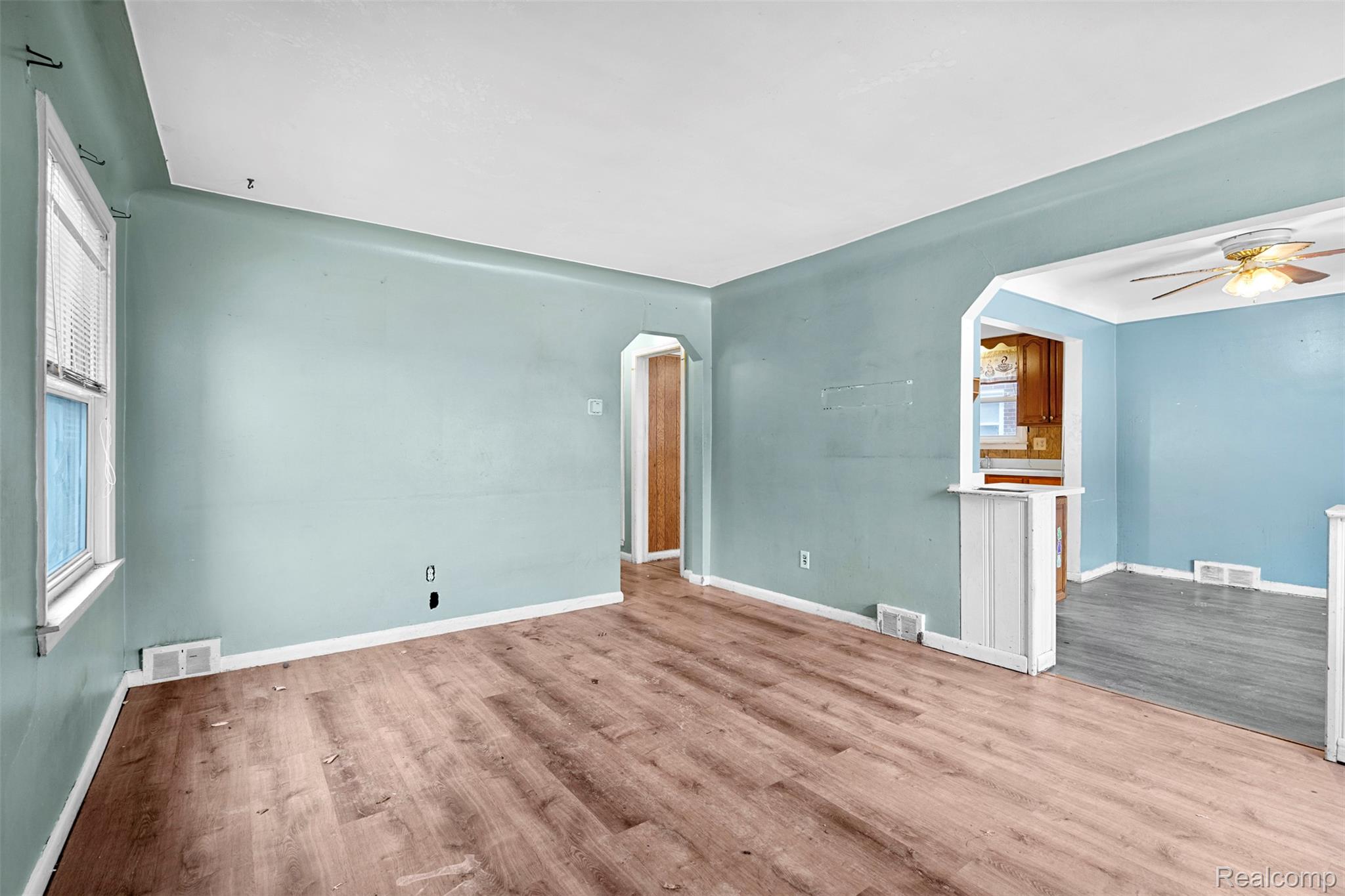 14624 Warwick Avenue